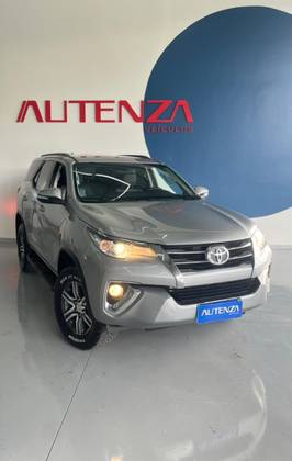 TOYOTA HILUX SW4 2.7 SR 4X2 16V FLEX 4P AUTOMÁTICO